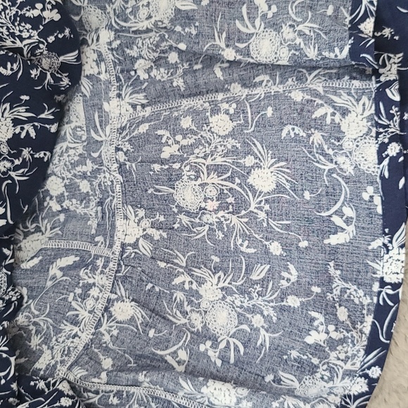 Summer Blue and White 100% Rayon  Dress(Sz 6) - Picture 5 of 8